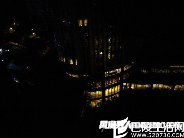 锤子M1手机拍照