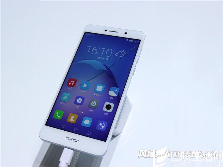 华为荣耀畅玩6X外观 华为荣耀畅玩6X外观