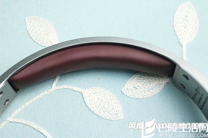 头梁的舒适设计 头梁的舒适设计