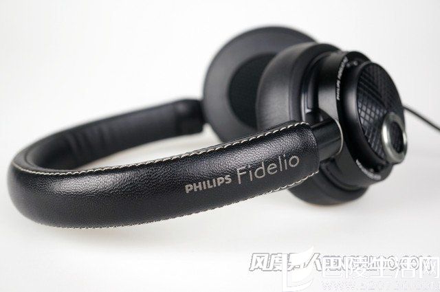 飞利浦M2L耳机 飞利浦M2L耳机