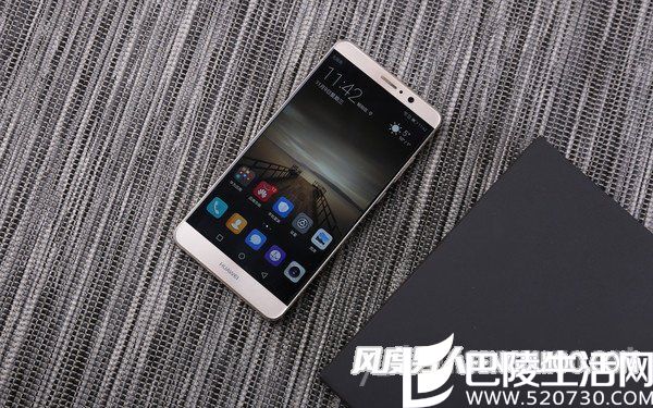 华为Mate 9外观整体变化不大