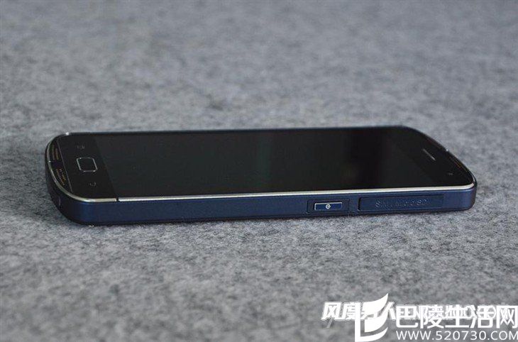 AGM X1三防手机音量键