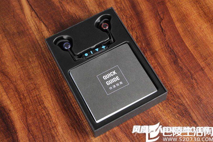 弄客SNOW运动激励耳机