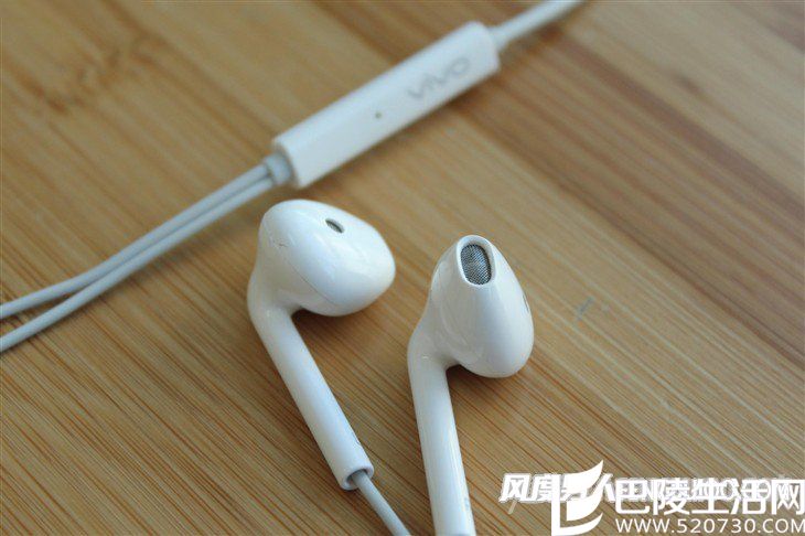 AKG K420--AKG入门头戴式耳机 AKG K420--AKG入门头戴式耳机