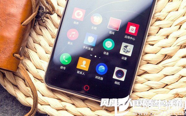 努比亚miniS手机