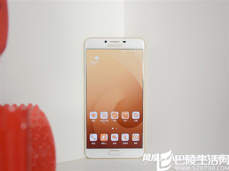 三星Galaxy C9 Pro 三星Galaxy C9 Pro