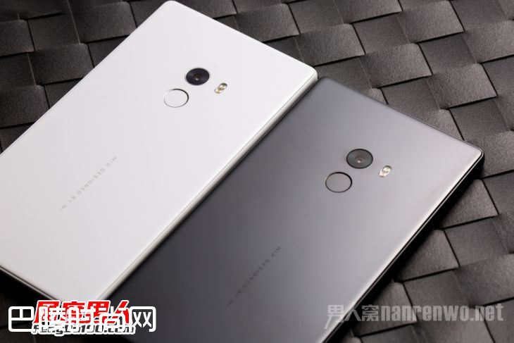 小米MIX皓月白外观 小米MIX皓月白外观