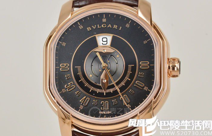 黑色表盘简单独特,特别的设计让腕表更加别致出众 黑色表盘简单独特,特别的设计让腕表更加别致出众