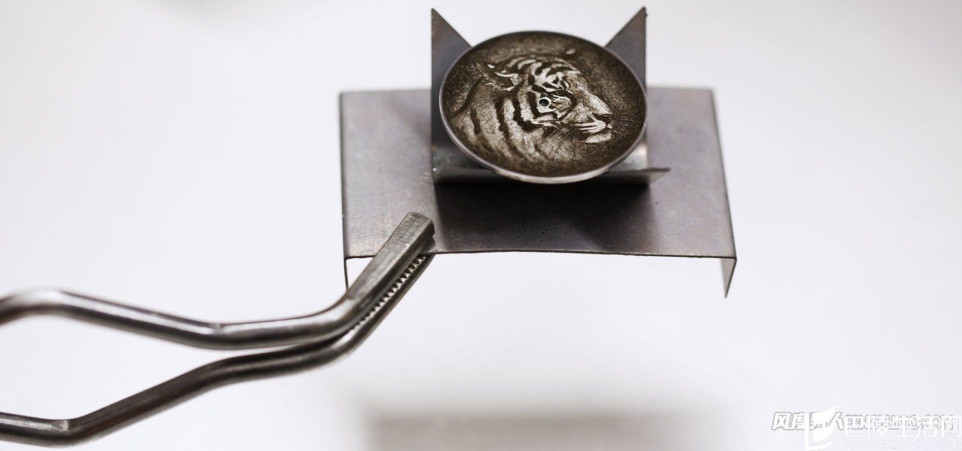 渐变珐琅盘面 渐变珐琅盘面