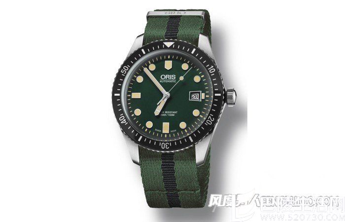Divers Sixty-Five Green