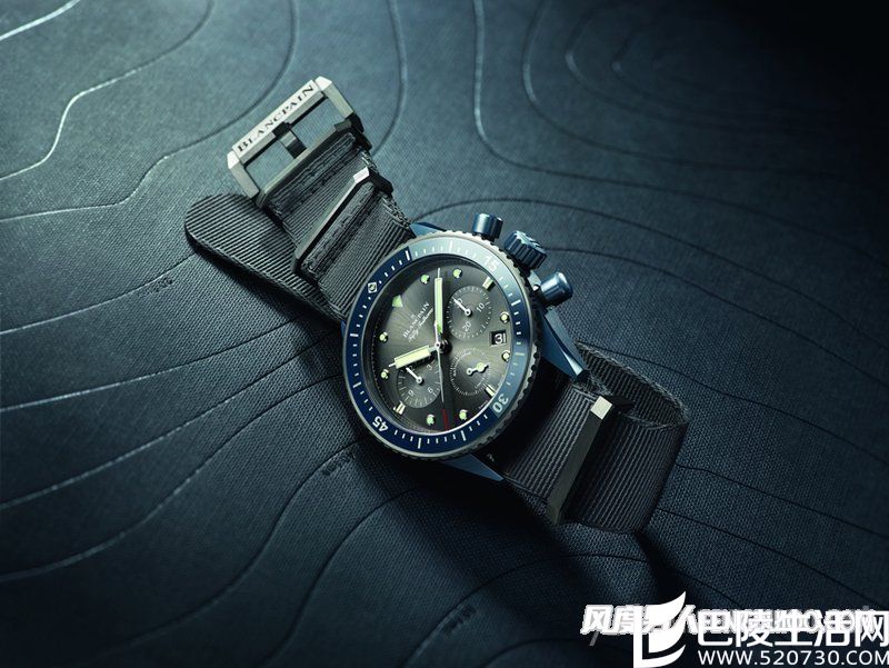 宝珀飞返计时码表