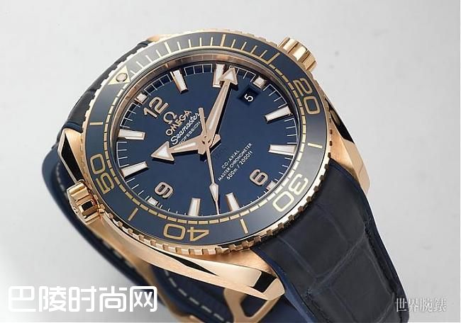 高级专业潜水表 卡地亚Calibre Diver vs OMEGA海马;潜水表；陶瓷；小三针；海马；同轴擒纵；CARTIER；卡地亚；OMEGA；欧米茄