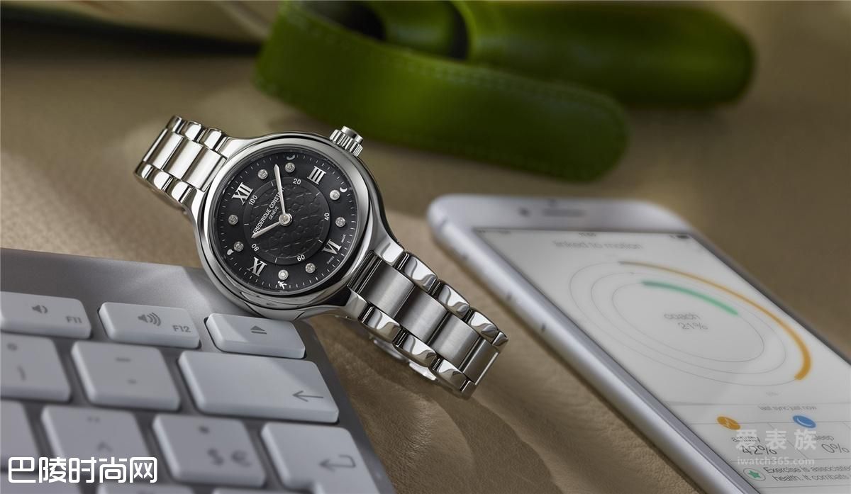 康斯登传统瑞士智能腕表 给圣诞以健康与爱