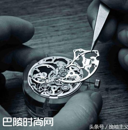 机械表定期洗油,很多人没放在心上!