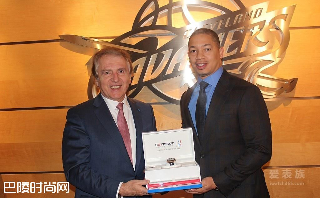 天梭表获任为克里夫兰骑士队指定腕表,推出首款天梭 PRS 516 NBA总冠军2016限量腕表