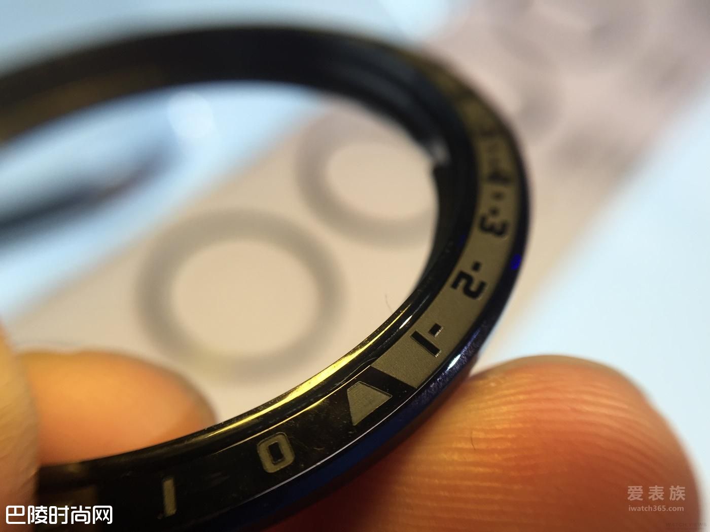 日本传统技艺「纹纱涂」概念下的先进时计：卡西欧全新Oceanus OCW-G1200腕表