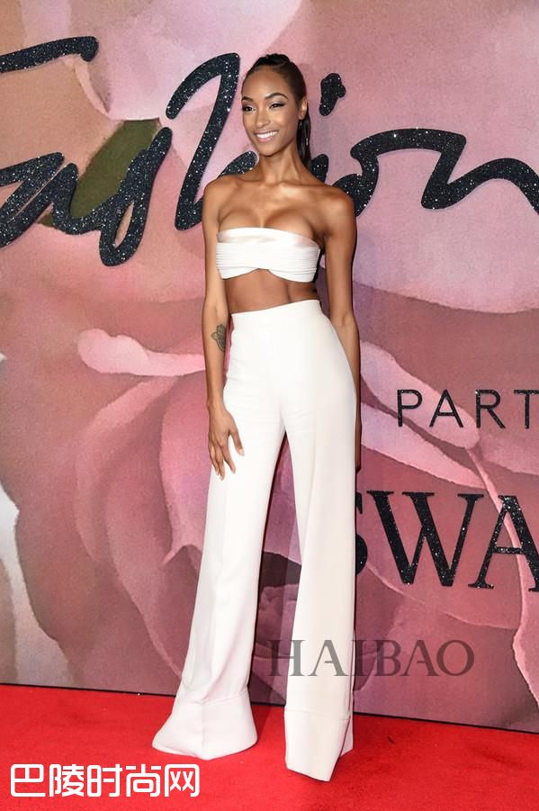 卓丹·邓(Jourdan Dunn) 亮相2016英国时尚大奖