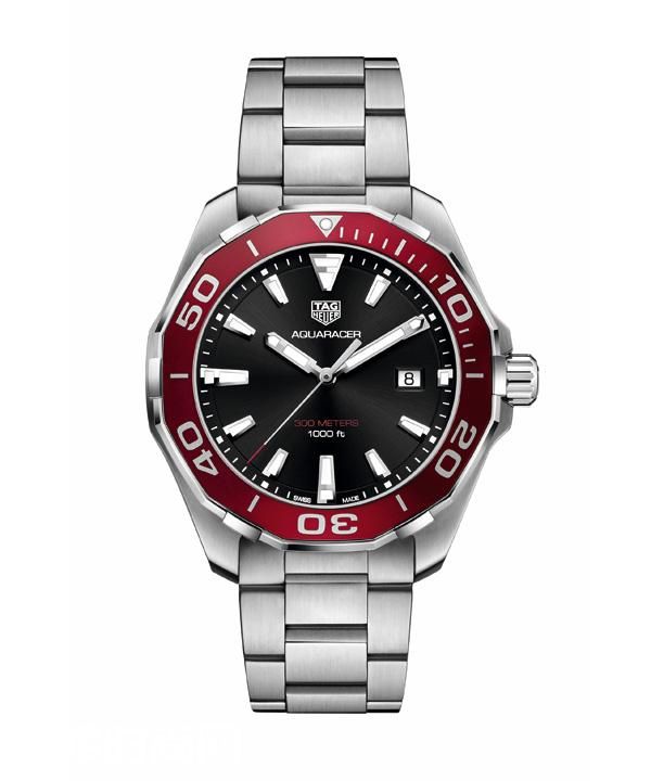TAG Heuer 全新Aquaracer 竞潜300米系列腕表
