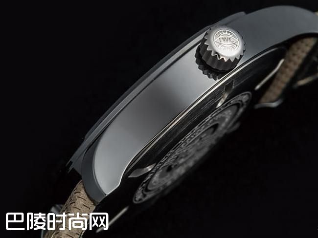 军风陶瓷大三针 BELL&ROSS BR03-92 vs IWC马克十八;BELL&ROSS；柏莱士；IWC；万国表