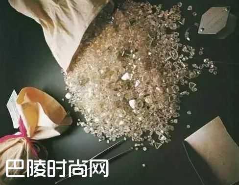 短短几秒就能判断珠宝表的价值