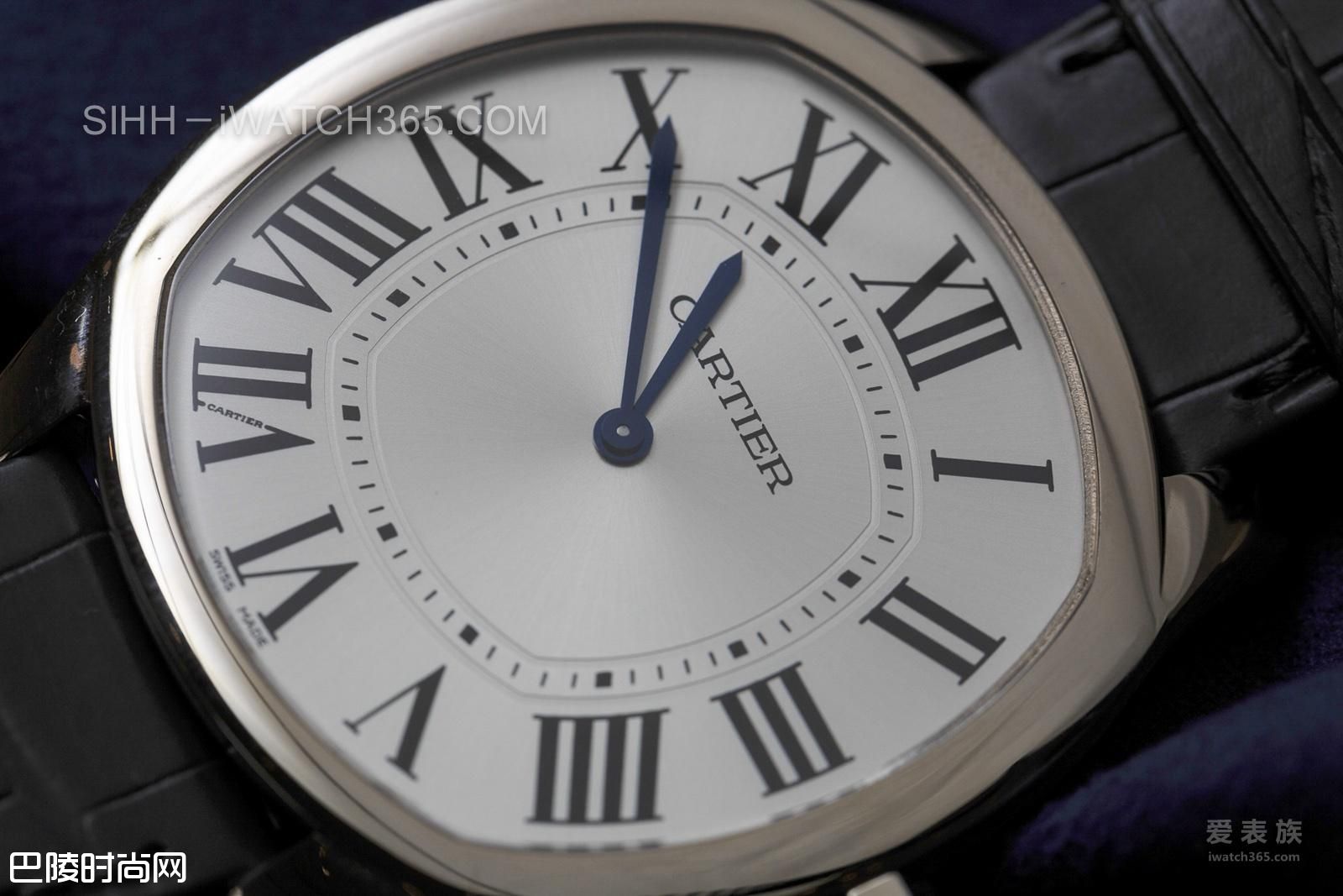 经典成长期——卡地亚Drive de Cartier系列月相腕表&超薄腕表