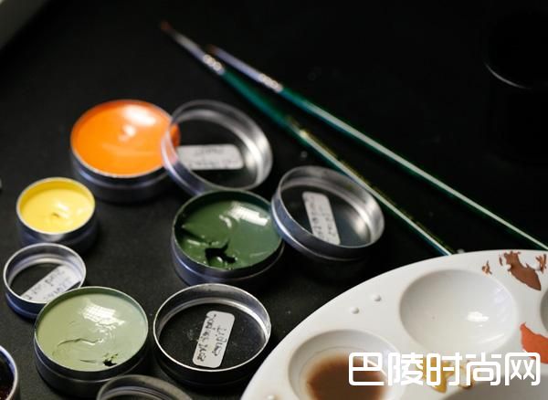 雅克德罗传承微绘艺术，成就稀世典藏