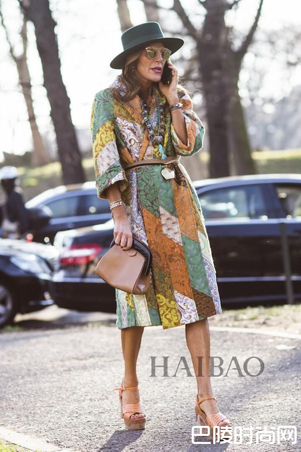 《Vogue》日本版自由时装总监及创意顾问安娜·戴洛·罗素(Anna Dello Russo)