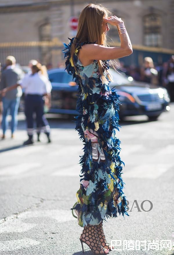 《Vogue》日本版自由时装总监及创意顾问安娜·戴洛·罗素(Anna Dello Russo)