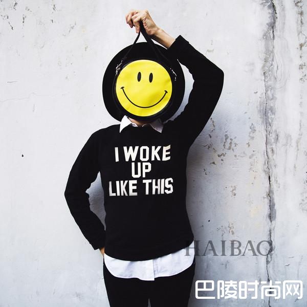 俄罗斯时尚博主Manona Che街拍