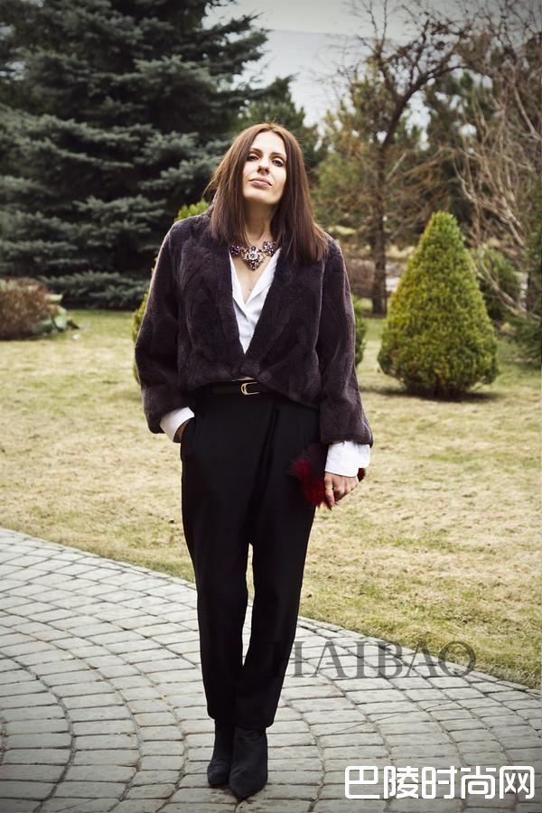 俄罗斯时尚博主Manona Che街拍