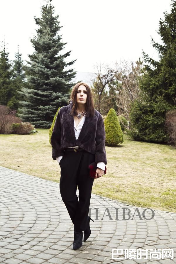 俄罗斯时尚博主Manona Che街拍