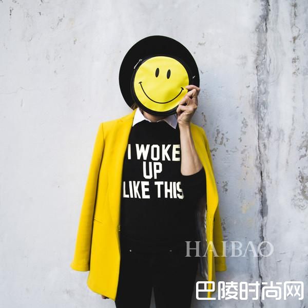 俄罗斯时尚博主Manona Che街拍