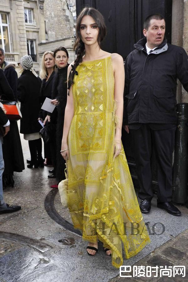 艾米丽·拉塔科夫斯基(Emily Ratajkowski) 街拍