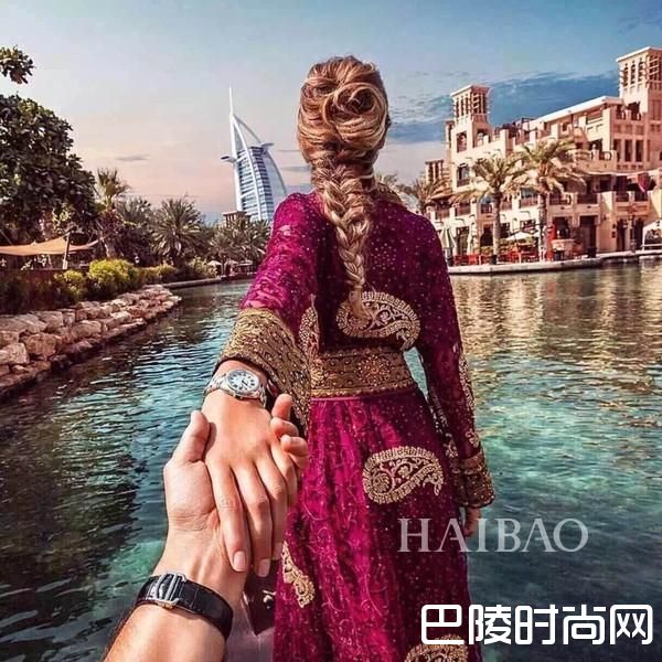 风靡全球的“背影牵手照”情侣