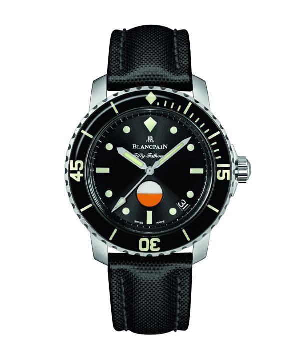 宝珀赤忱复刻五十噚系列MIL-SPEC腕表