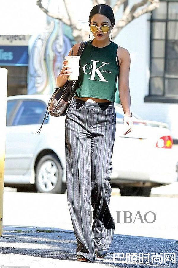 凡妮莎·哈金斯(Vanessa Hudgens) 2017年3月街拍