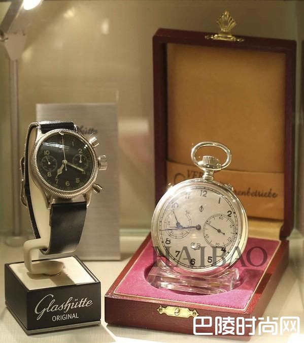 1950年GUB时期的计时码表,以及1956年GUB时期的航海观测表