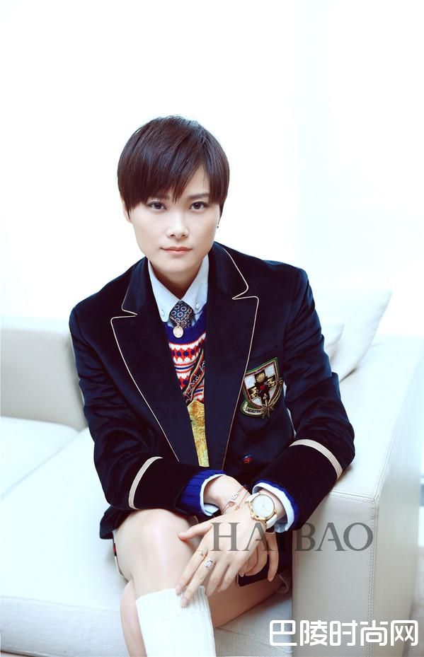 李宇春出席Gucci腕表首饰成都巡展