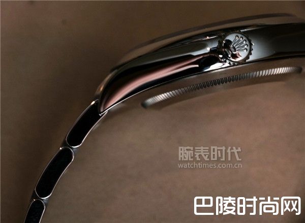 劳力士新款蚝式恒动39 114300黑、白盘腕表评测