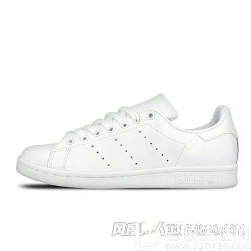 　Adidas - Stan Smith