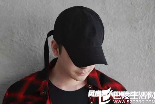 EXTRA LONG STRAP BALL CAP