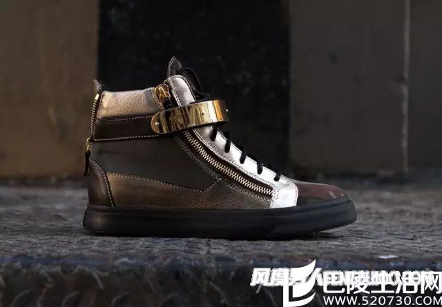 　Giuseppe Zanotti