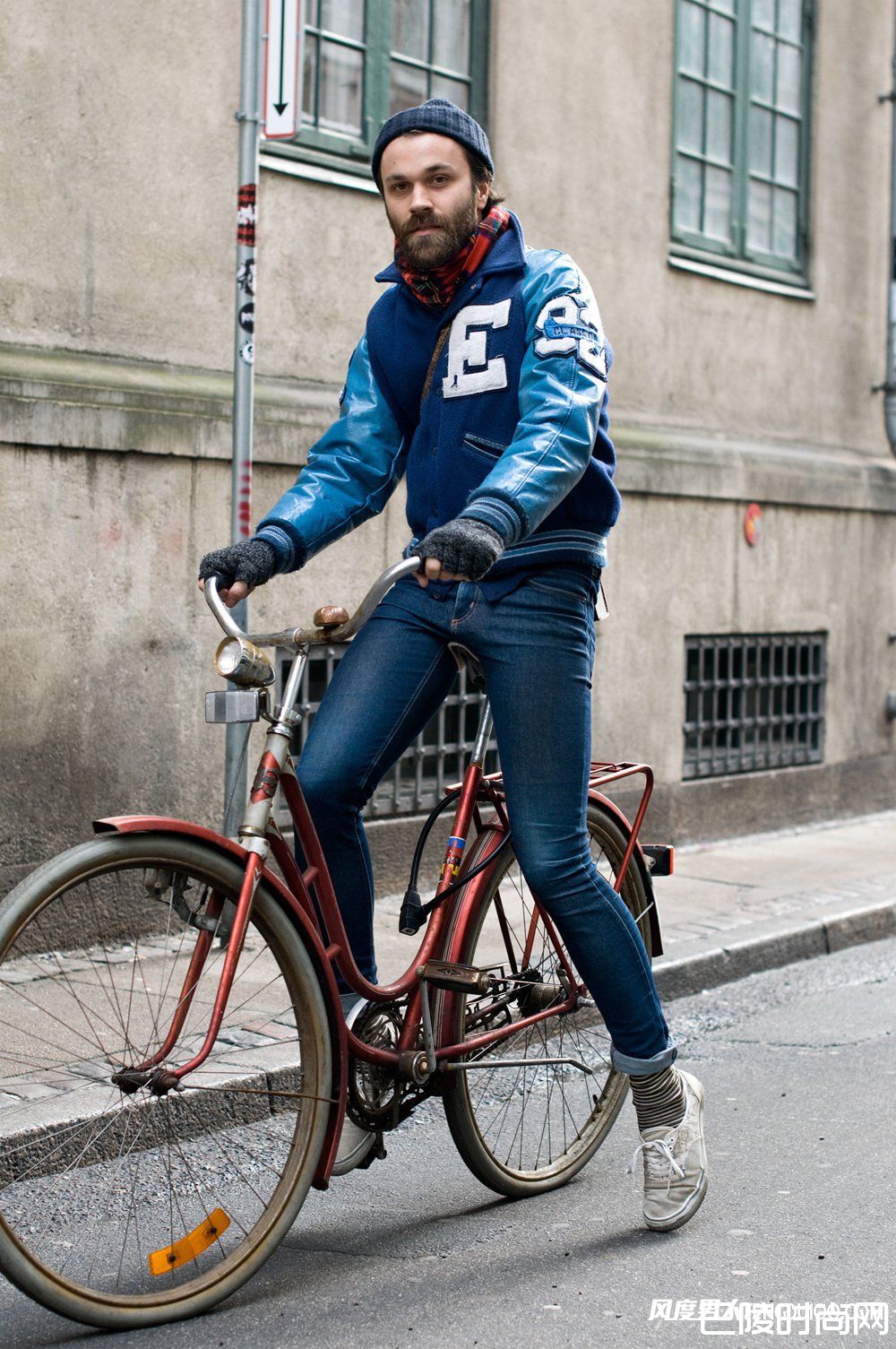 男士围巾Snood式打法