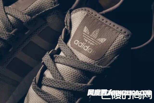 融入棕色调 融入棕色调