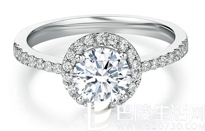 肤色偏红的人如何搭配珠宝饰品