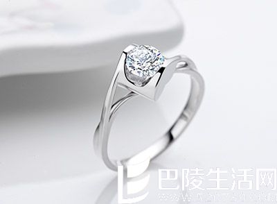 钻戒上的字母标记有什么含义?