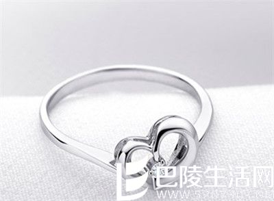 钻石戒指最低多少钱