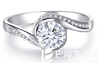 为什么钻石看起来会闪亮?