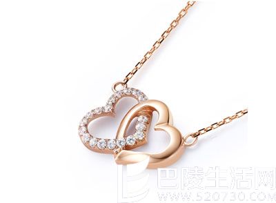 吊坠与项链的区别是什么?