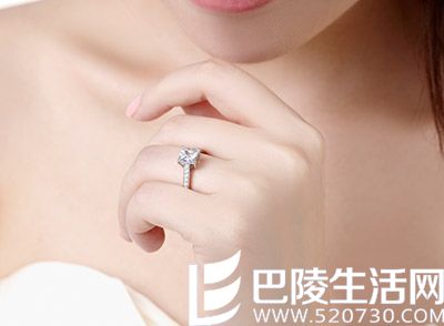 pd990多少钱一克